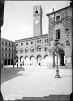Treviso - Piazza dei Signori 1880